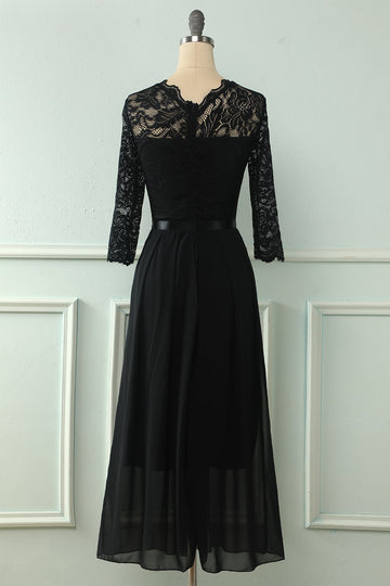 Vestido de renda traseira com mangas compridas